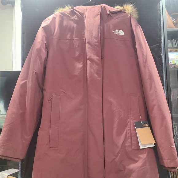 The North Face Jackets & Blazers - The North Face Womens Arctic Parka 550 Mauve XL